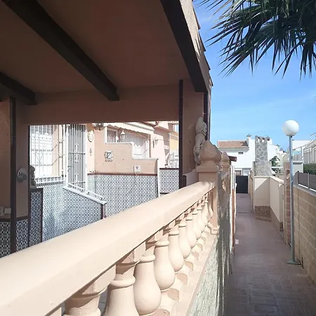 Tranquilo Townhouse Casa Spain Kwintos * Torrevieja