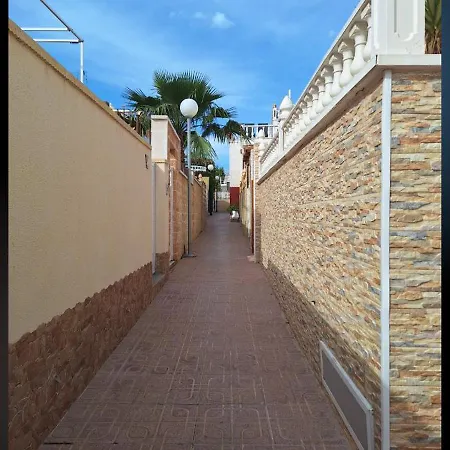 Tranquilo Townhouse Casa Spain Kwintos * Torrevieja