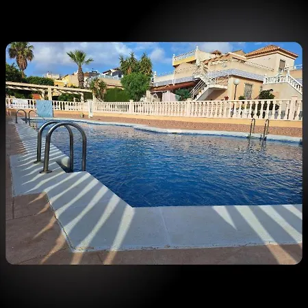 Dom wakacyjny Tranquilo Townhouse Casa Spain Kwintos *