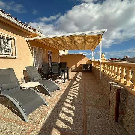 Tranquilo Townhouse Casa Spain Kwintos *