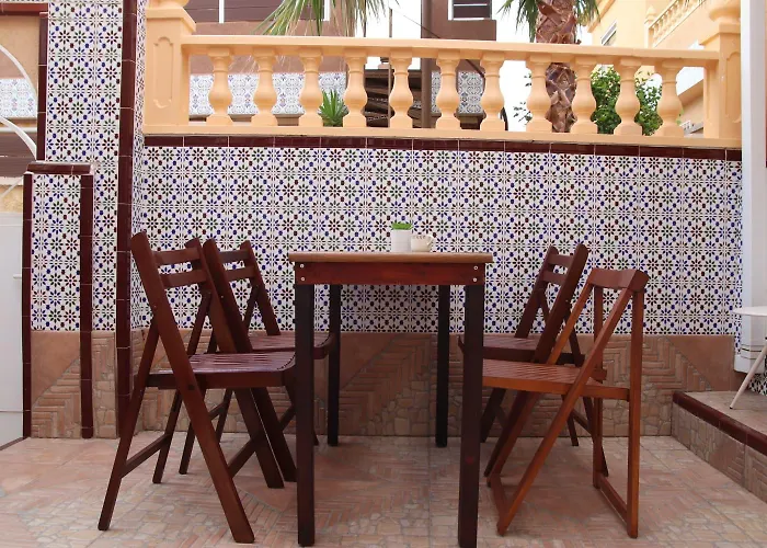 Tranquilo Townhouse Casa Spain Kwintos Holiday home *